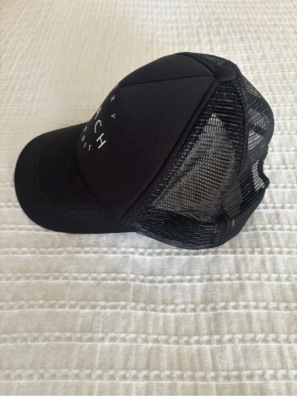 Roxy Beach Bandit Trucker Hat in Black with White Print